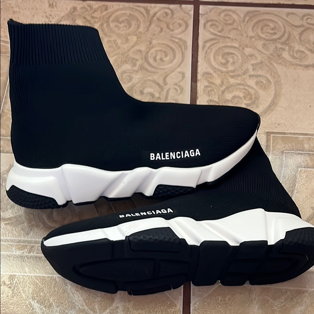 Balenciaga women’s Black Sock Sneakers